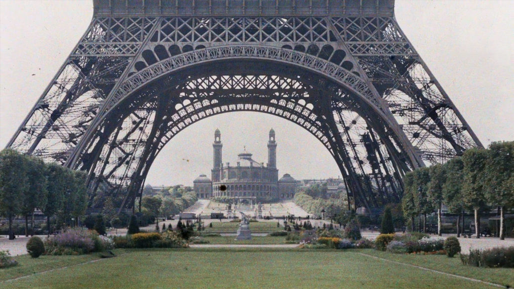 Lire la suite à propos de l’article Les autochromes en couleurs naturelles sur Paris des Archives de la planète