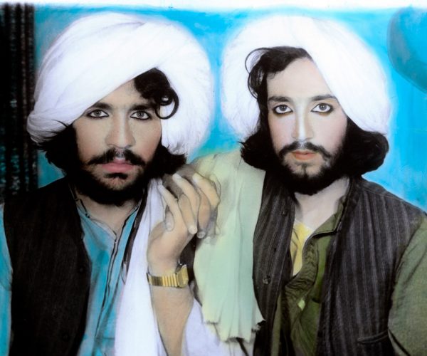 ©Thomas Dworzak- Portrait de Talibans. Kandahar, Afghanistan. 2002/ Magnum Photos
